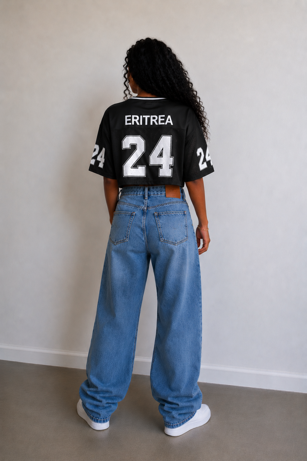 Stylish crop football jersey