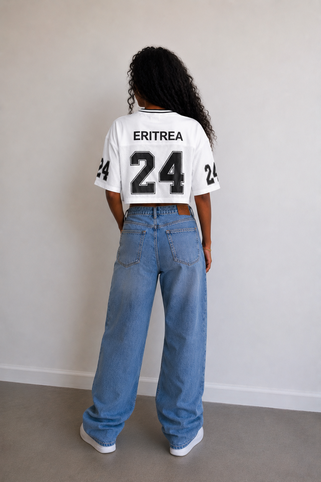 Stylish crop football jersey